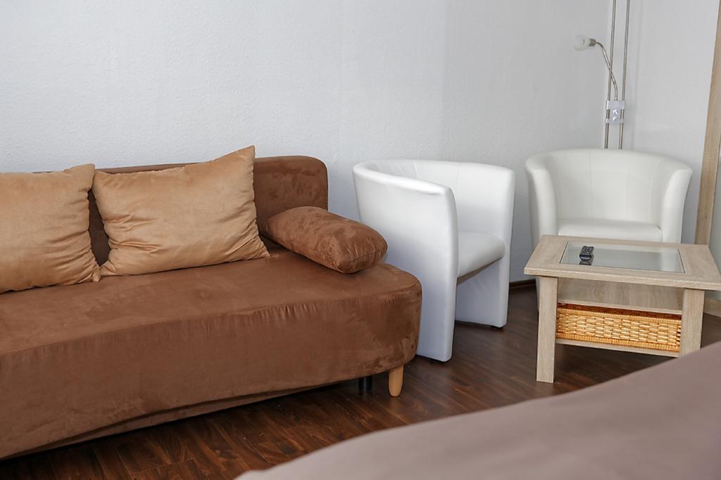 Hotel Huettl - Garni Worms Szoba fotó