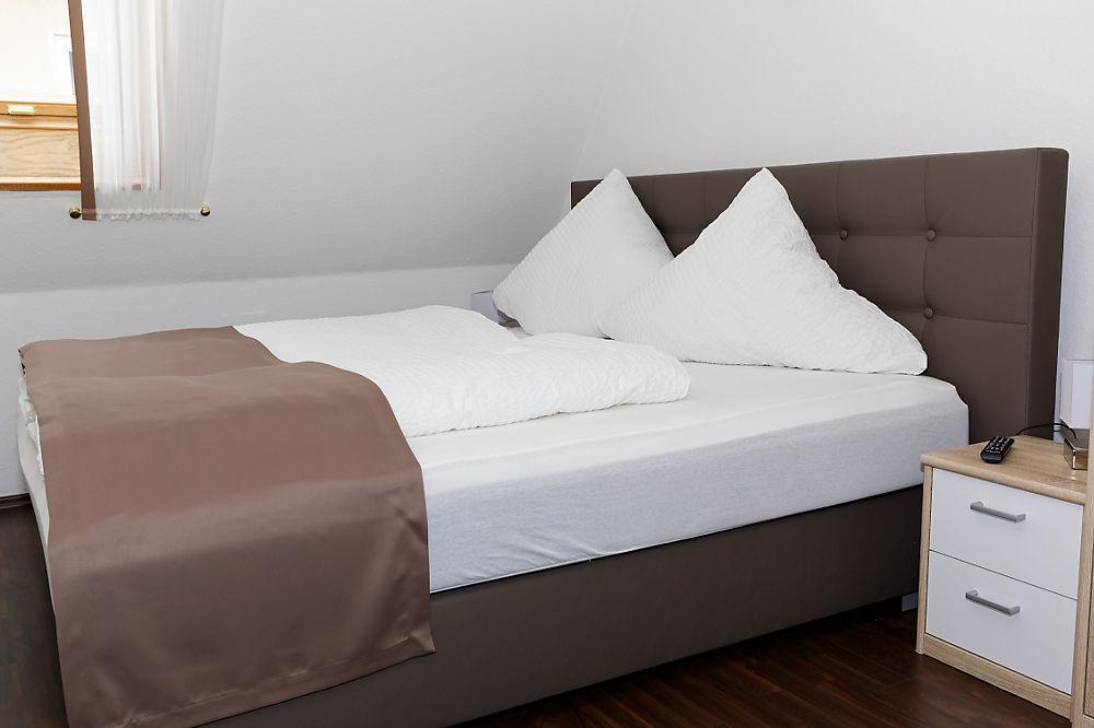 Hotel Huettl - Garni Worms Kültér fotó